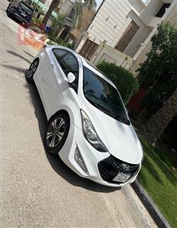 هیۆندای ئەلەنترا